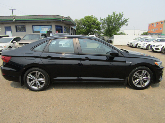 2019 Volkswagen Jetta Highline-LEAHTER-SUNROOF-BACKUP CAM in Cars & Trucks in Edmonton - Image 3