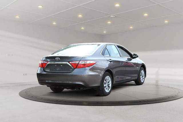 2017 Toyota Camry LE + SEULEMENT 62884 KM LE FWD in Cars & Trucks in Longueuil / South Shore - Image 4