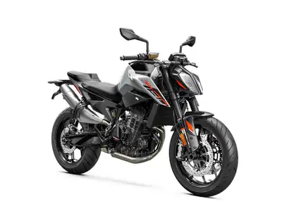 2024 KTM 790 DUKE SAVE $1830 RABAIS AVEC RABAIS = 29.45$/semaine (120 mois @ 7.99% + tx) 34.56$/sema...