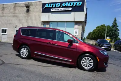 SAFETY INCLUDED 7 PASSENGERS LOCAL ONTARIO CAR Clean Chrysler Pacifica 3.6L V6 with Automatic Transm...
