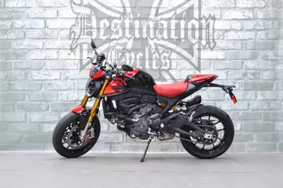 ONLY 1,323 km on this immaculate, 2023 Monster SP! Bought new at Blackfoot and comes with balance of...