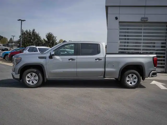 2024 GMC Sierra 1500 Pro | 5.3L in Cars & Trucks in Tricities/Pitt/Maple - Image 4