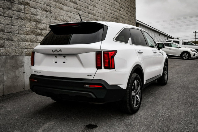 2023 Kia Sorento LX+ • HEATED SEATS/STEERING • LANE KEEP ASSIST in Cars & Trucks in Ottawa - Image 3