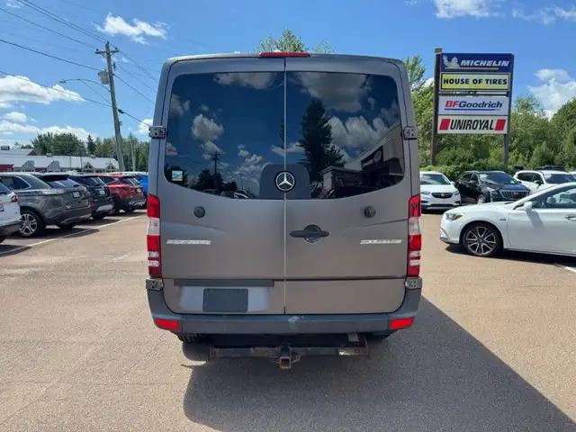 2016 Mercedes-Benz Sprinter Passenger Vans in Cars & Trucks in Moncton - Image 7