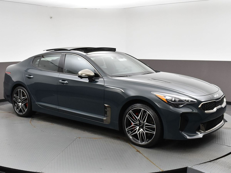 2022 Kia Stinger GT ELITE AWD after market exhaust and intake, rare Ascot Green Cars & Trucks
