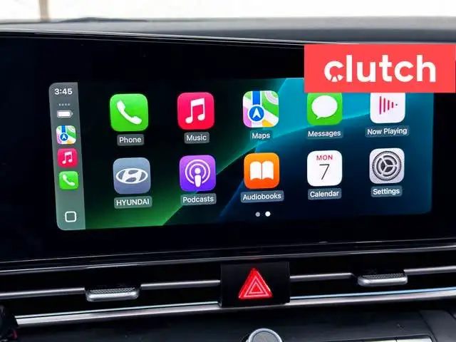 2024 Hyundai Elantra Preferred w/ Tech Pkg. w/ Apple CarPlay, He in Cars & Trucks in Ottawa - Image 30