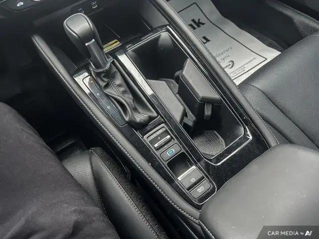 2024 Honda Accord Hybrid Touring | Leather Interior | dans Autos et camions dans Guelph - Image 16
