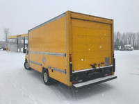 2018 FORD MOTOR COMPANY E450;Light Duty Trucks - VAN TRUCKS - CUTAWAY-CUBE VAN DELIVERY TRUCK Penske... (image 5)