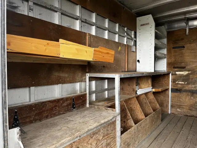 2008 Ram 5500 12 Foot Cube Van with Shelves in Heavy Trucks in City of Toronto - Image 20