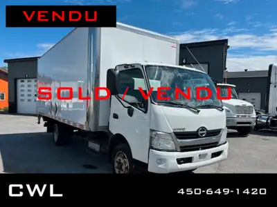 HINO 195 2019 MOTEUR 4 CYLINDRE HINO 175HP TRANSMISSION : AUTOMATIQUE 379663KM BOITE FERME ROLL UP A...
