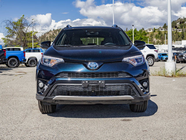 2017 Toyota RAV4 Hybrid SE 4WD in Cars & Trucks in Kelowna - Image 3