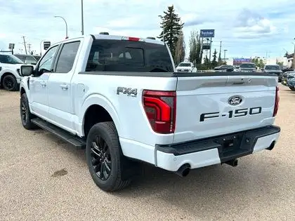 2025 Ford F-150 LARIAT 502A w/BLACK PKG, FX4 PKG & TOW/HAUL PKG in Cars & Trucks in Edmonton - Image 8
