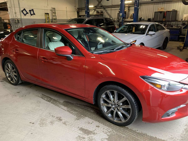 2018 Mazda Mazda3 GT Cuir Toit GPS Volant bancs chauffants Bose  in Cars & Trucks in Longueuil / South Shore - Image 2