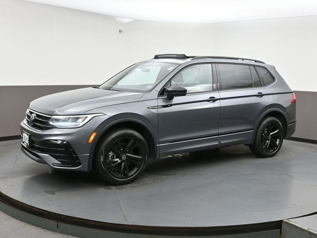 2024 Volkswagen Tiguan Comfortline R-Line Panoramic Roof | 19" B in Cars & Trucks in City of Halifax - Image 3
