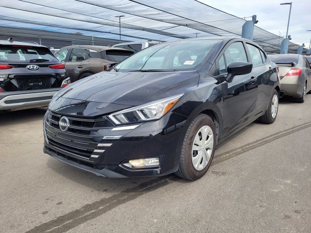 2023 Nissan Versa S | FWD | CLOTH | BACK UP CAMERA in Cars & Trucks in Calgary