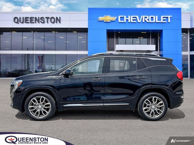 2022 GMC Terrain Denali AWD | PANO ROOF | LOW KM | CLEAN CARFAX in Cars & Trucks in Hamilton - Image 3