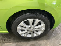 // VÉHICULE DISPONIBLE CHEZ AUTOSTUDIO 72 À MIRABEL // // COULEUR EXTÉRIEURE VERTE DISTINCTIVE // //... (image 8)