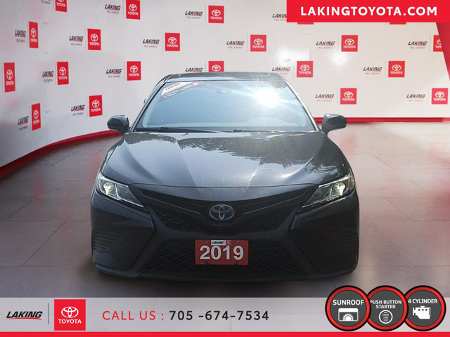 2019 Toyota Camry SE Upgrade Hybrid in Cars & Trucks in Sudbury - Image 2