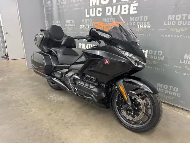 2022 Honda GL1800 Goldwing Tour DCT in Sport Touring in Drummondville - Image 3