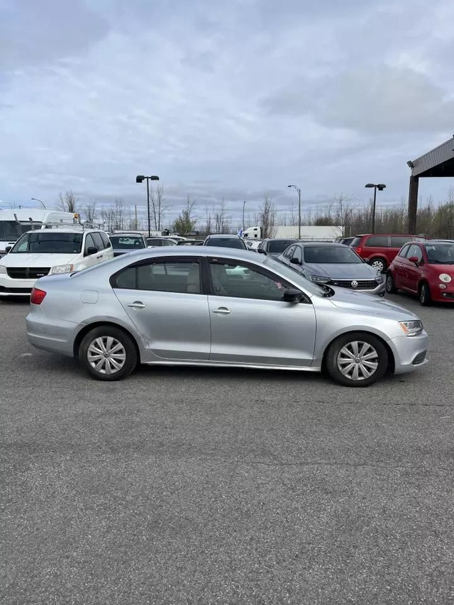 2013 VOLKSWAGEN Jetta in Cars & Trucks in West Island - Image 3