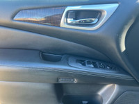 2014 NISSAN PATHFINDER HYBRID 4WD PLATINUM PREMIUM PACKAGE. NAVIGATION SYSTEM. 360 DEGREE CAMERA. RE... (image 9)