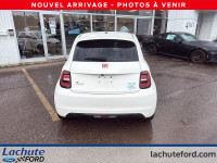 CAMERA RECULSIEGES CHAUFFANT ECRAN TACTILEGPSCOMPACT- Excellent service à la clientèle- Locations co... (image 3)