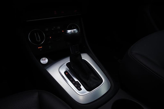 2018 Audi Q3 2.0T Progressiv quattro 6sp Tiptronic in Cars & Trucks in Calgary - Image 2