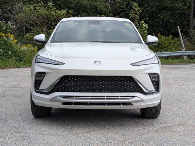 2025 Buick Envista Avenir- Adv Safety Pkg - Pwr Moonroof in Cars & Trucks in Barrie - Image 4