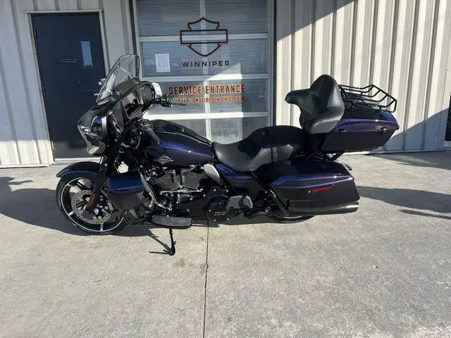 2025 Harley-Davidson FLHXU - Street Glide Ultra in Sport Touring in Winnipeg - Image 5