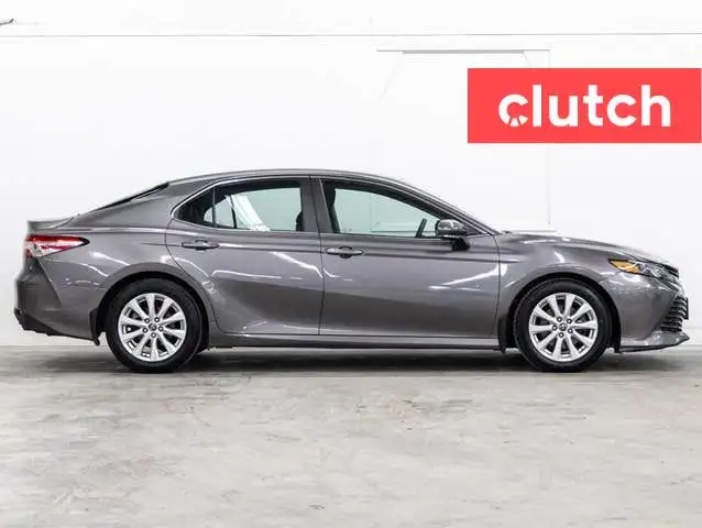 2018 Toyota Camry LE w/ Heated Front Seats, Rearview Cam, Blueto in Cars & Trucks in Ottawa - Image 5