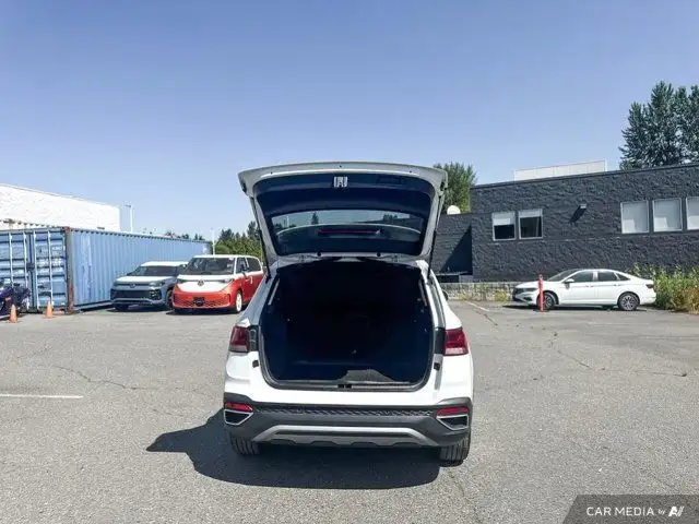 2022 Volkswagen Taos Highline dans Autos et camions dans Abbotsford - Image 20