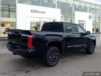 Only 200 Miles! This Toyota Tundra delivers a Twin Turbo Regular Unleaded V-6 3.4 L/210 engine power... (image 4)
