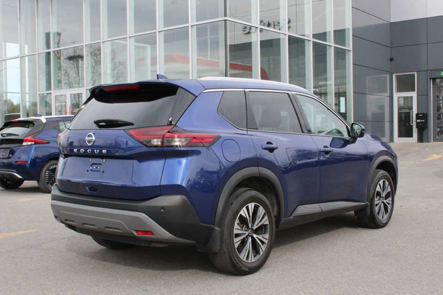 2021 Nissan Rogue SV in Cars & Trucks in City of Montréal - Image 4