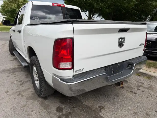 2018 RAM 1500 SXT CREW CAB 4X4 | REARVIEW CAM | HEMI V8 in Cars & Trucks in Ottawa - Image 9