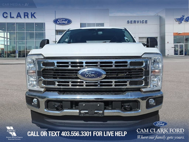 2023 Ford F-350 XL CLEAN CARFAX, FX4 PACKAGE, FORDPASS, BACKU... in Cars & Trucks in Red Deer - Image 2