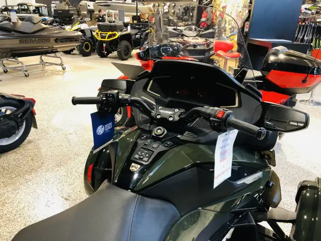 2023 Can-Am Spyder SE6 RT S-T-S in Street, Cruisers & Choppers in Ottawa - Image 28