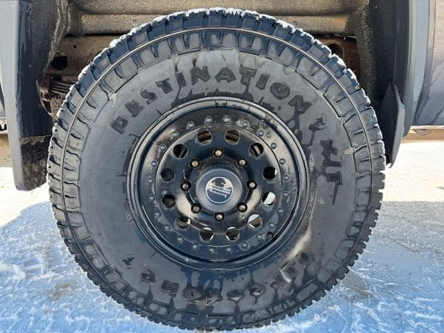 2015 GMC Sierra 2500HD 4x4 Crew Cab 153.7" SLE | 6.6L DURAMAX | in Cars & Trucks in City of Toronto - Image 4