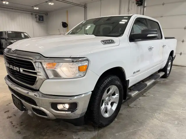 2019 RAM 1500 BIG HORN 4X4 CREW CAB *SAFETIED* *CLEAN TITLE* in Cars & Trucks in Winnipeg - Image 9