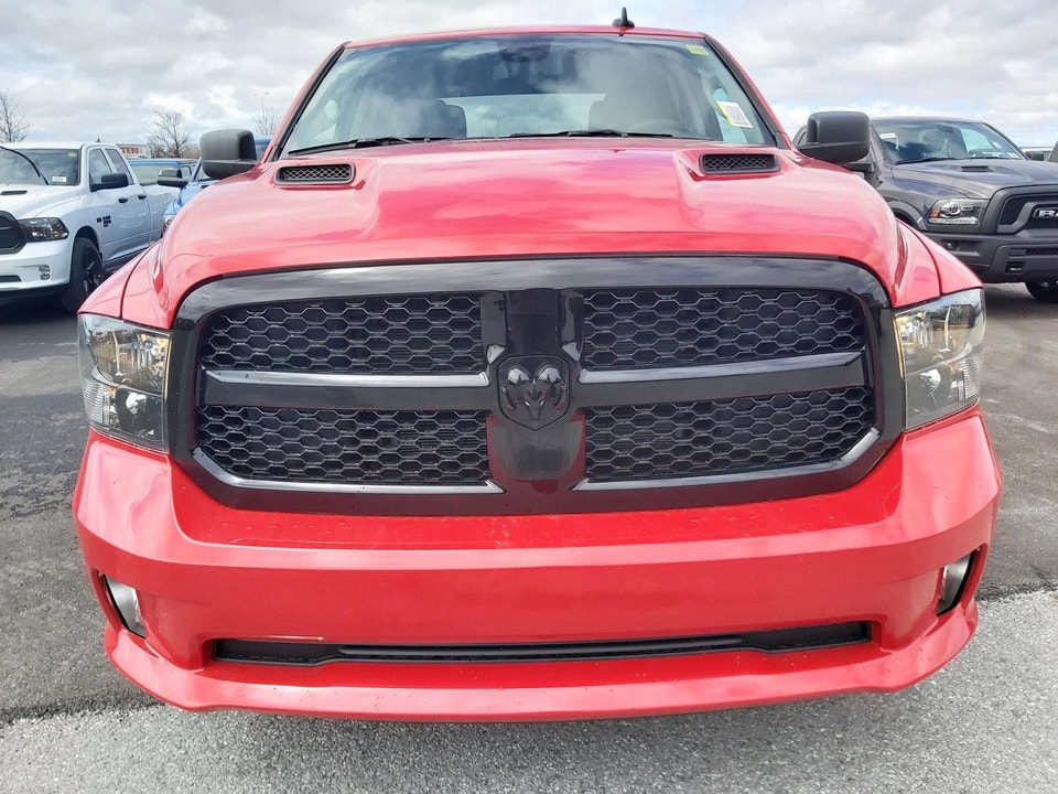 2022 Ram 1500 Classic NIGHT EDITION