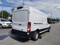 • Power_Steering • Power_Brakes • Power_Windows • Power_Mirrors • Power_Locks • Air_Conditioning • C... (image 4)