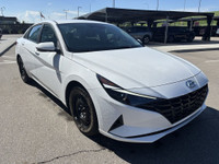 2022 HYUNDAI ELANTRA PREFERRED | ACCIDENT FREE CARFAX | REMOTE START | KEYLESS ENTRY Tire Pressure M... (image 8)