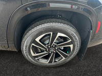 This 2025 Buick Enclave in Ebony Twilight Metallic is equipped with AWD and Gas 2.5L/ engine. Check... (image 8)