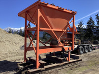 Savona Portable Gravel Feeder Hopper