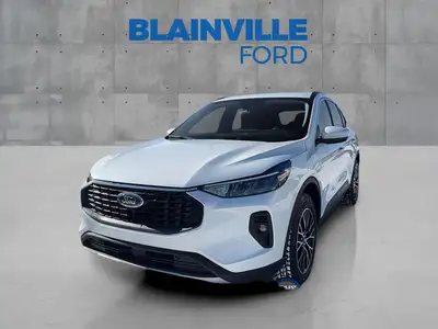 escape Engine: Moteur à 4 cylindres 2.5L L/100Km City: 5.6 L/100Km Hwy: 6.3 Safety Equipment Système...
