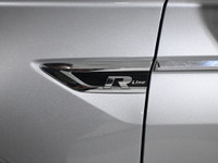 Cash Price: $31,995 Finance Price: $29,995 R-Line, Low Mileage, Leather, 360 Camera, Fender Audio, N... (image 9)