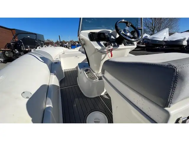 2019 Zodiac N-ZO 680 in Powerboats & Motorboats in Québec City - Image 40