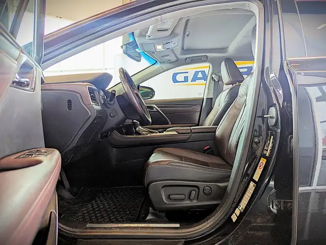 2016 Lexus RX 350 AWD in Cars & Trucks in City of Montréal - Image 13