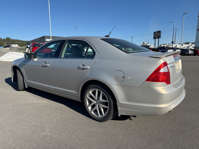 2010 Ford Fusion SEL - Leather Seats - Bluetooth in Cars & Trucks in Cranbrook - Image 3
