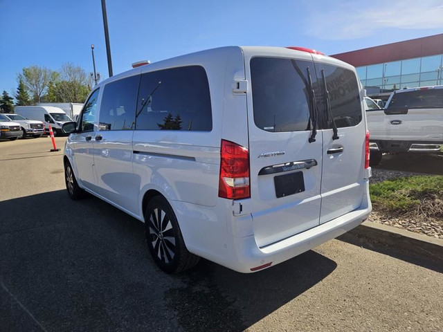 2023 Mercedes-Benz Metris Passenger Van Metris 8 Passenger Van 1 in Cars & Trucks in St. Albert - Image 3
