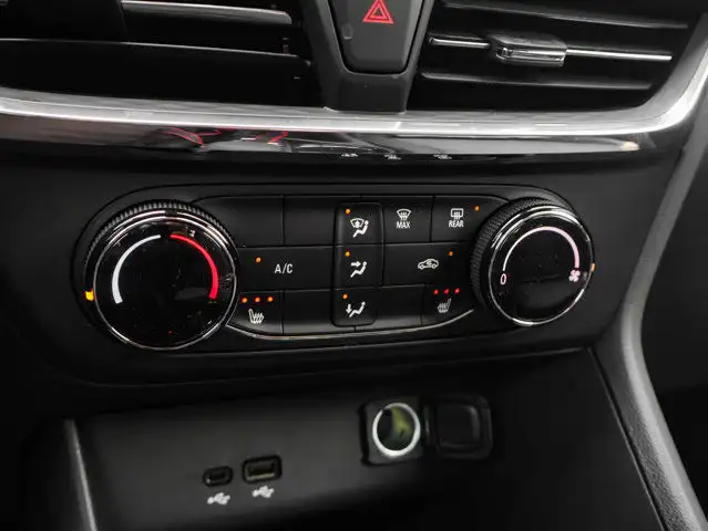 2026 Buick Encore GX Preferred dans Autos et camions dans Comté de Strathcona - Image 26